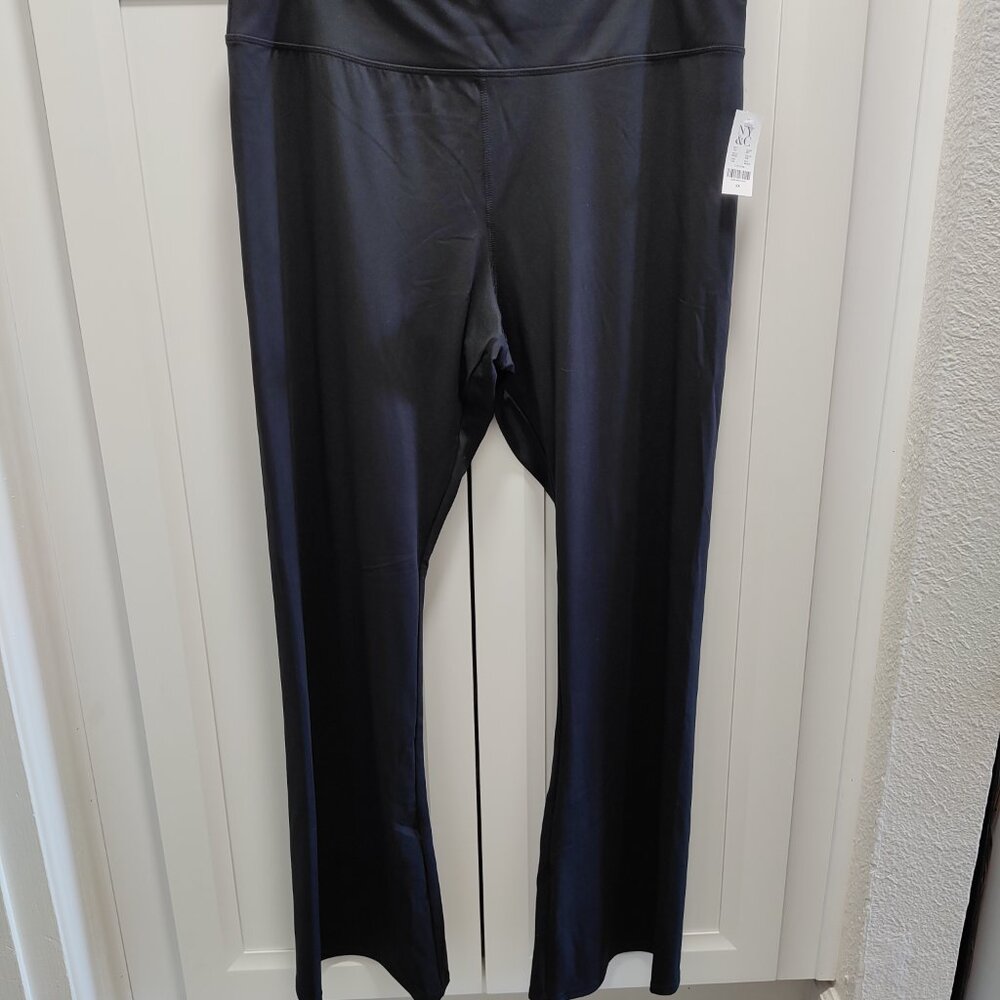 NY&Co Mid Rise Bootcut Yoga Pant